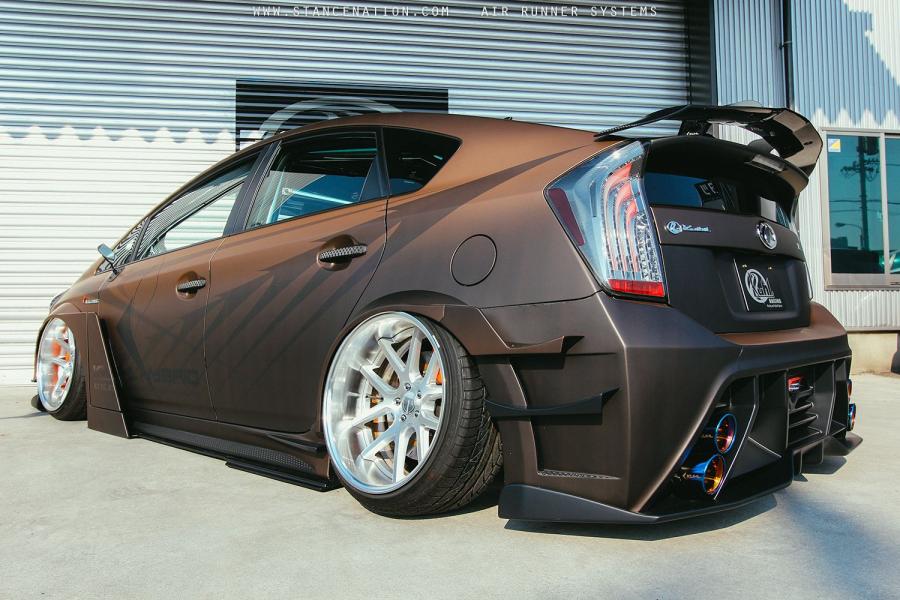  Toyota Prius by Kuhl 2014 года  (фото 3 из 13)